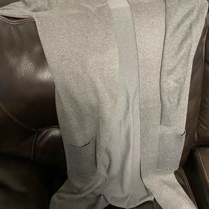 Gray Ribbed cardigan size large